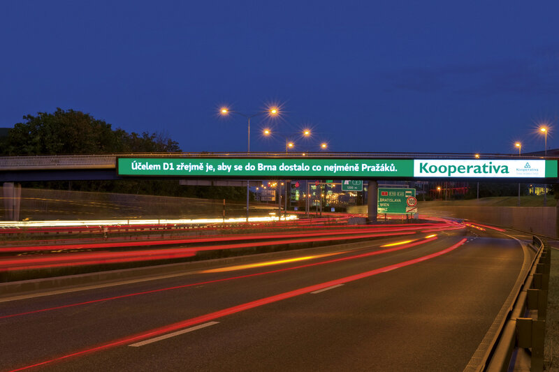 Backlightový most OC Chodov